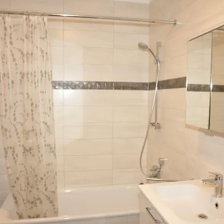 Ebersheim Luxus Plaza Apartahotel