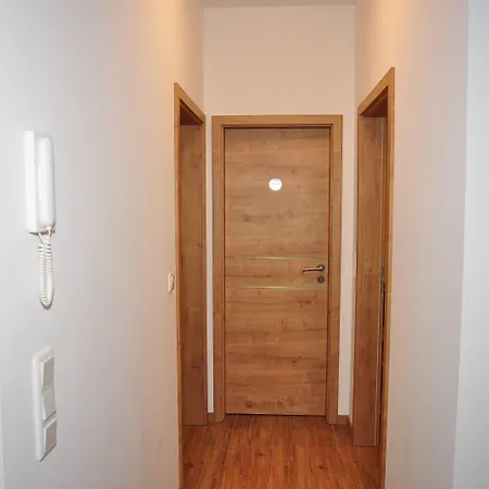 Hotel apartamentowy Ebersheim Luxus Plaza