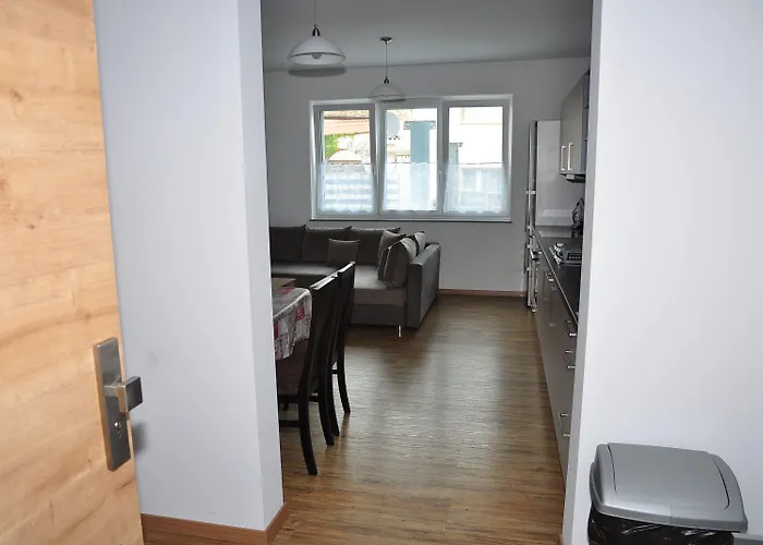 Ebersheim Luxus Plaza Apart-hotel 3*